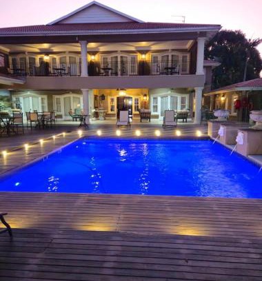 Durban North Hotel | Superior Room facing Sea and Pool