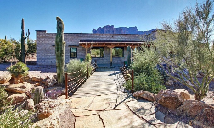 Apache Junction Casa | Apache Junction - Superstition Mtns