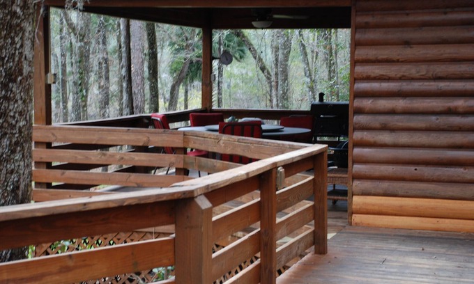 Branford Cabina | 'Tranquilidad del río Suwannee' desde $ 180 / Noche para 4 personas '