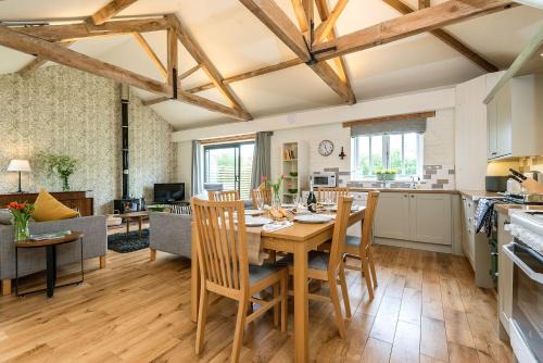 Sculthorpe Casa | Swallow