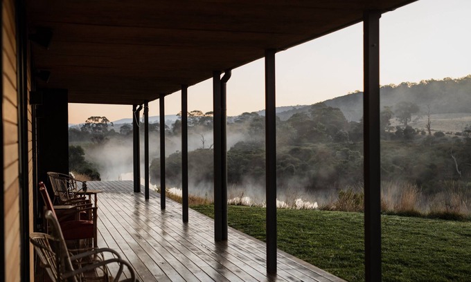 Swansea Casa | Swan River Sanctuary - Luxury Farm Stay!