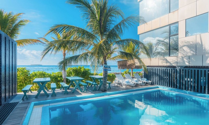 Kamadhoo Hotel | Swarn by Hawks Hotels Kamadhoo Baa Atoll