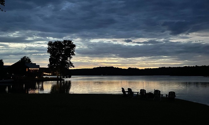 Alexander City Casa | {Sweet Home Oakachoy} lake-front on Lake Martin