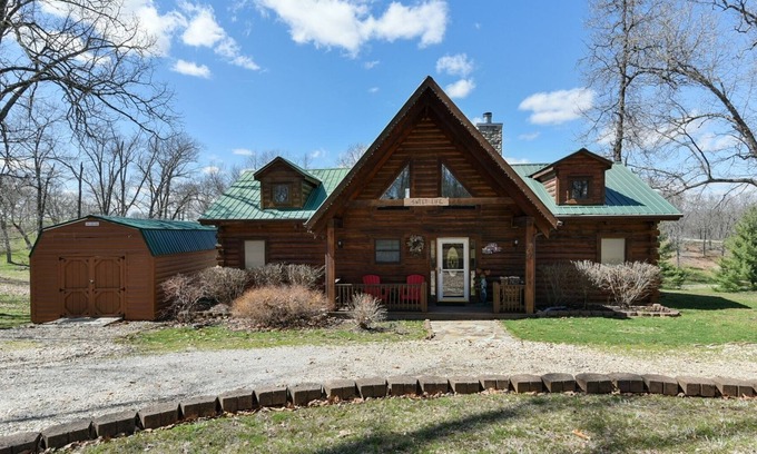 Branson Cedars Casa | Sweet Life Cabin | 2 Bed, 2 Bath
