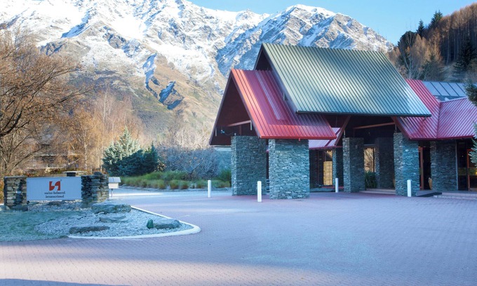 Arthur's Point Villa | Swiss-Belvillas Coronet Peak