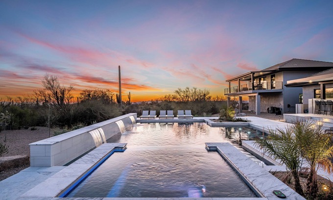 North Scottsdale Casa | SWSS - 2 Homes+Pickleball+Gym+360 Valley Views+Pool/Spa