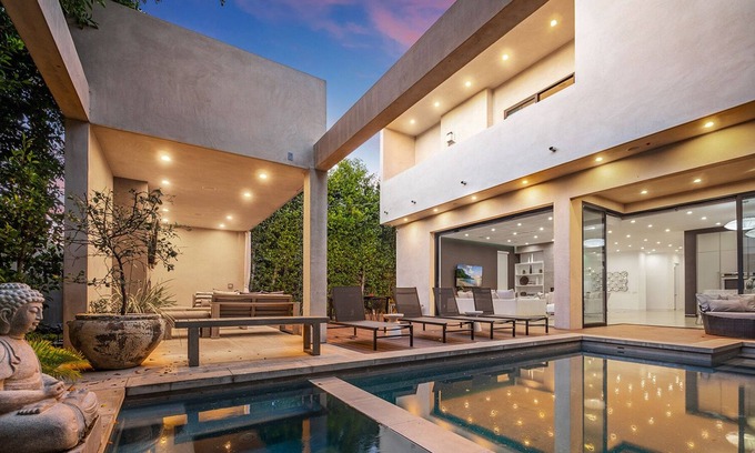 Greater Wilshire - Hancock Park Villa | Villa de lujo Sycamore