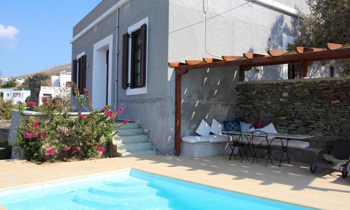 Kini Casa | Syriani
