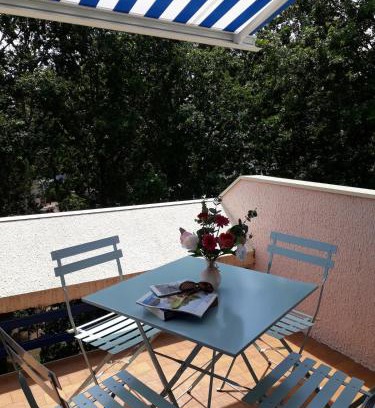 Andernos-les-Bains Apartamento | T2 en duplex spacieux et central