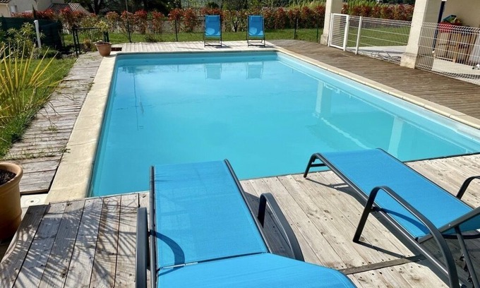 Pertuis Apartamento | T2 « Le Figuier » Dans Villa Avec Piscine Privée