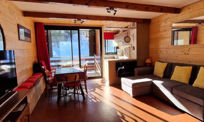Le Sauze Apartamento | T2 residence la CBU facing the slopes