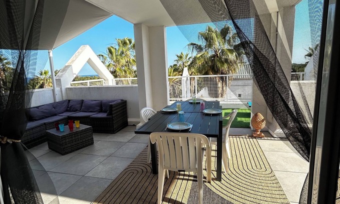 Canale-di-Verde Apartamento | DÚPLEX T3, pies en el agua, con gran terraza, vista panorámica al mar