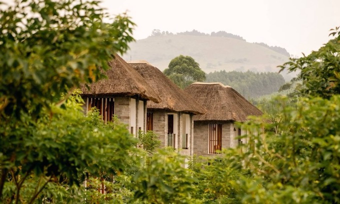 Fort Portal Cabina | Tabebuia Spa & Safari Resort
