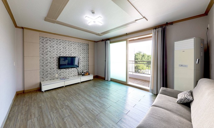 Gangneung Casa | Taehwa Pension