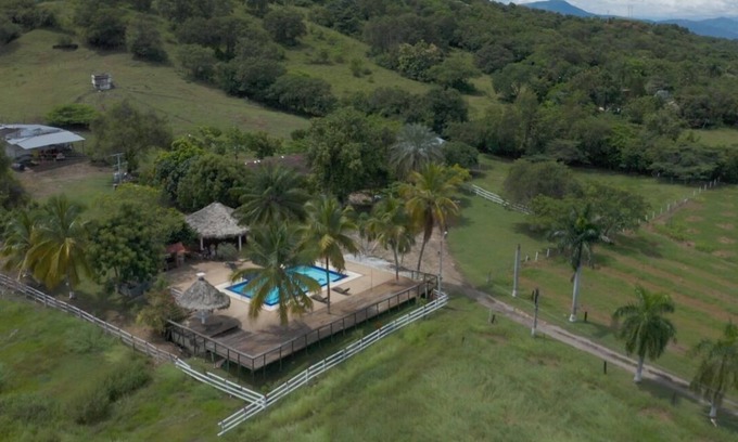 Tocaima Otro | Tahíti Diamond Rest Farm