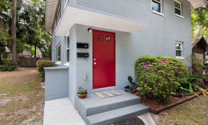 Gainesville Apartamento | Tailgating and Fun
