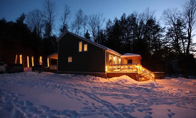 Bexley Cabaña | Talbot Waterfront Cottage