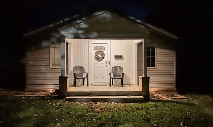 Mena Casa | Talimena Drive Retreat in Town Stay Wolf Pen Gap Parks Downtown Shops