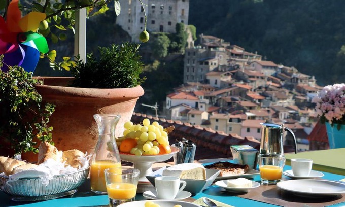 Dolceacqua Cama Y Desayuno | Talking Stones