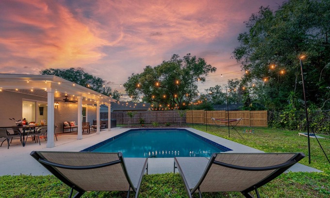 Carrollwood Cama Y Desayuno | Serene Oasis Tampa Inicio/Piscina/Jacuzzi/Sala de juegos