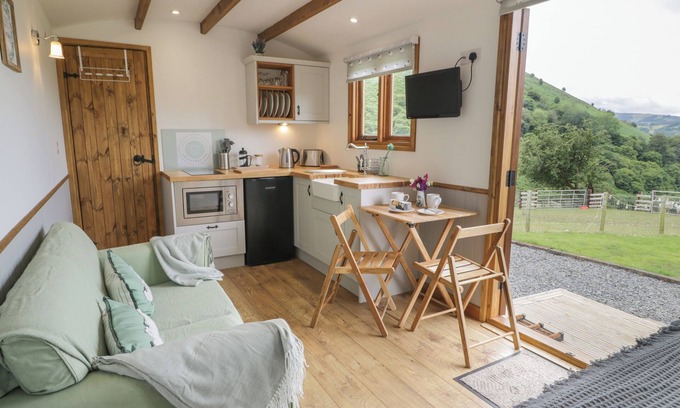 Acrefair Cabaña | Tan Y Castell Shepherds Hut