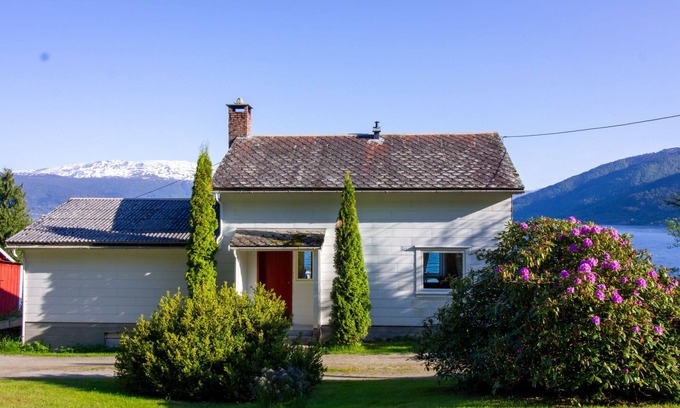 Balestrand Casa | Tantestova by Interhome