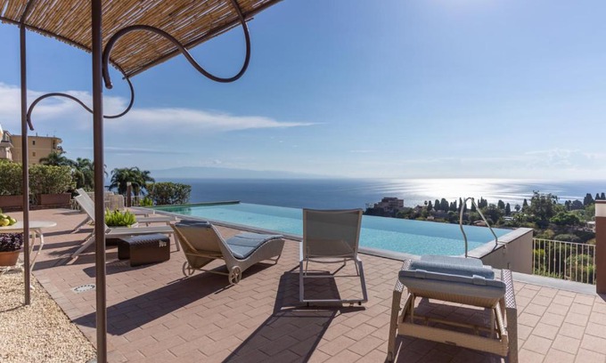 Taormina Casa | Taormina Skyline