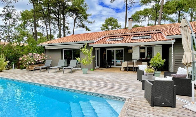 Lacanau-Ocean Casa | Casa de buen gusto con gran área de piscina