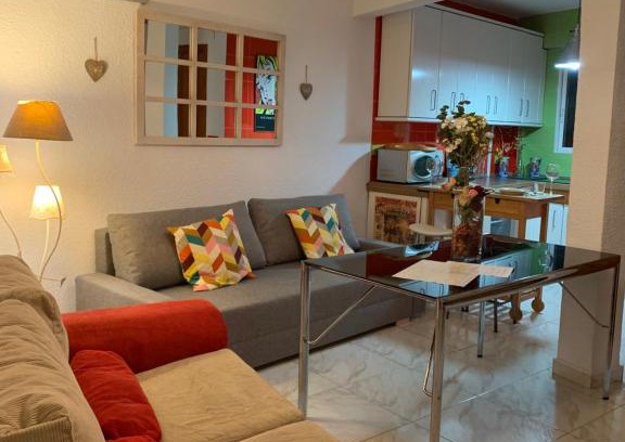 San Basilio Apartamento | Tati flat - "Parking Fácil"