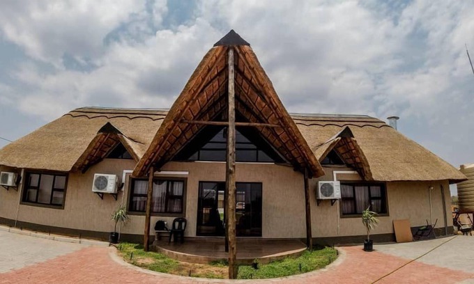 Letlhakane Cama Y Desayuno | Teemane Select hotel