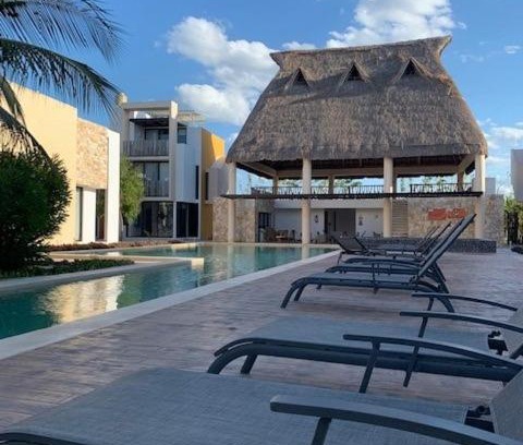 Telchac Puerto Villa | Telchac Villa de 3 pisos con club playa