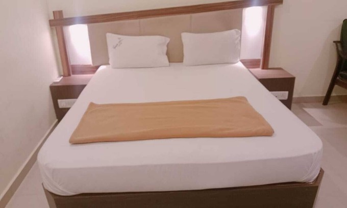 Melur Hotel | Temple City lakeinn