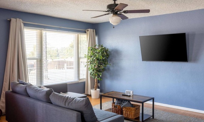 Rancho Cucamonga Casa | Temporary Home: Family and Corporate Stays