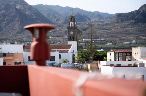 Buenavista del Norte Casa | TenoHomes Rustic House with Terrace & Nature Views