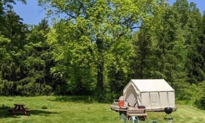Walden Alquiler De RV | Tentrr Signature Site - Pastoral Paradise on 42-Acre Farm Close to NYC