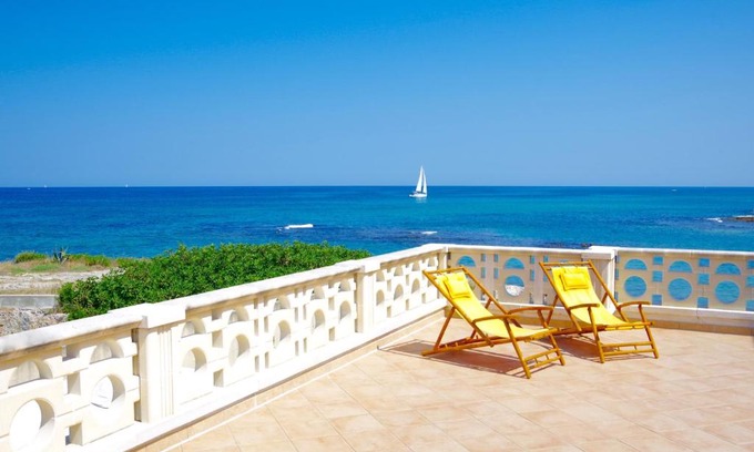 Villanova Apartamento | Terrazza sul mare