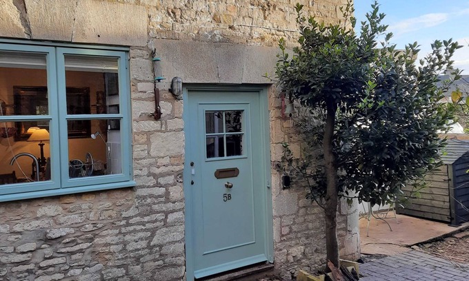 Tetbury Casa | Central Period Cottage with Parking - Market Place,Tetbury Cotswolds