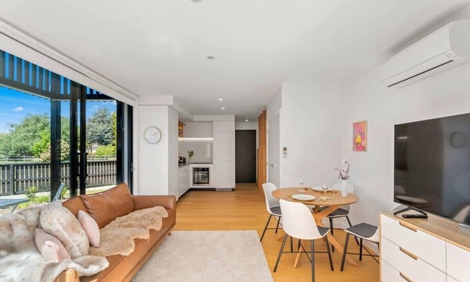 Albert Town Casa | The 1 With The View S