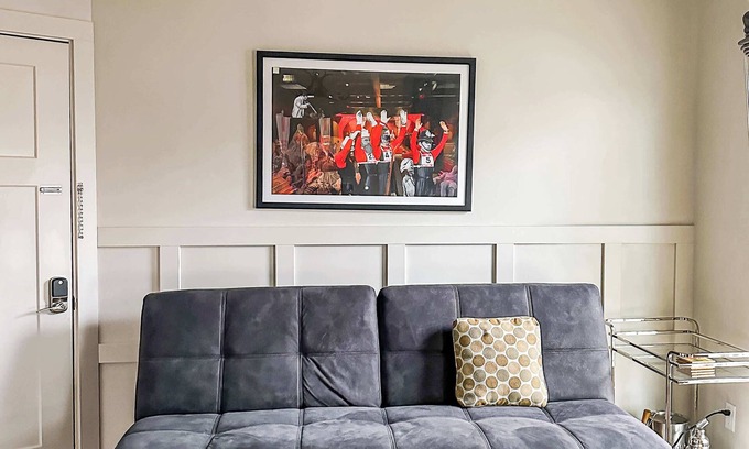 Burns Park Apartamento | The 4M Favorite House Stunning & Spotless 2-Bed Apt