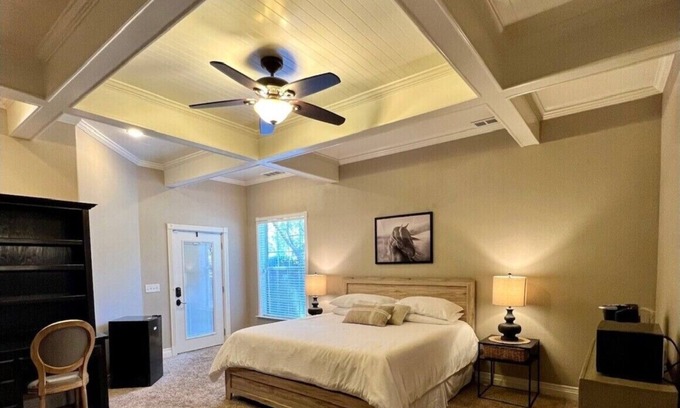 Clovis Casa | "The Andalusian Manor" Private Luxury Suite