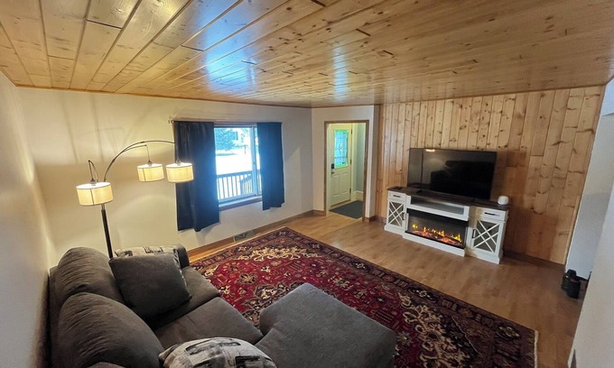 Ashland Casa | The Ashland Home