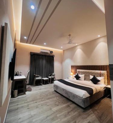 Jalandhar Hotel | The Backyard Farms