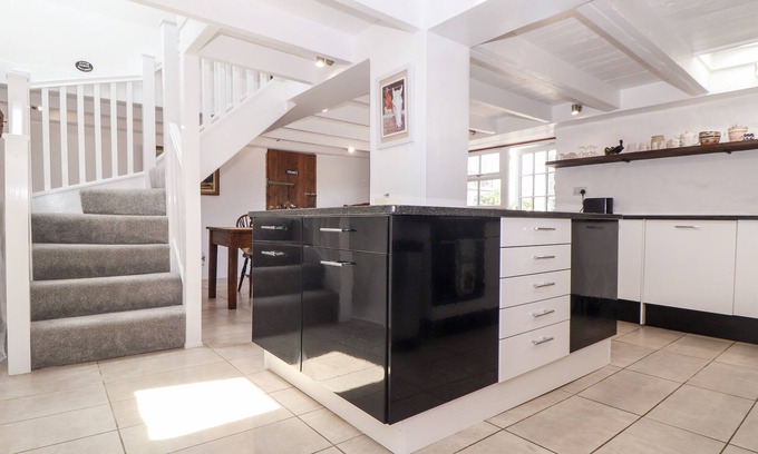 Coverack Cabaña | The Barn at Trevothen Farm