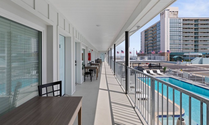 Wildwood Hotel | The Beach House