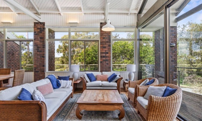 Hawks Nest Casa | The Beach House - Winda Woppa