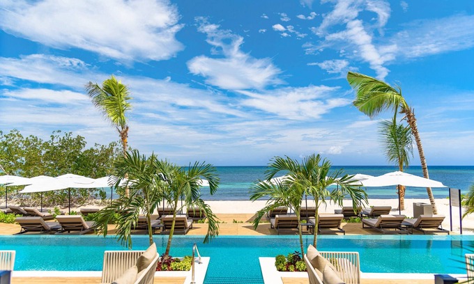 Falmouth Complejo | The Beach Villas at Excellence Oyster Bay - Adults Only All Inclusive