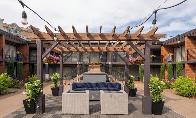 Asheville Hotel | The Beaucatcher – A Boutique Motel