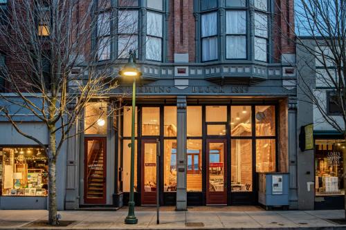 Port Townsend Casa | The Belmont Hotel