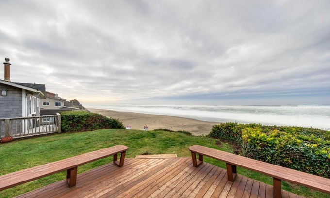 Gleneden Beach Casa | The Best Little Beach House on the Oregon Coast!