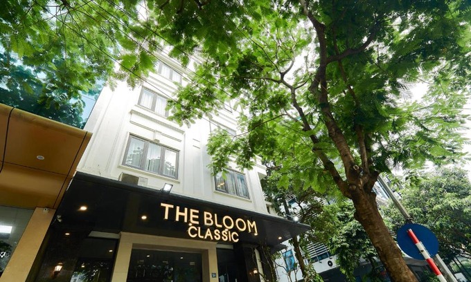 Dich Vong Apartamento | The Bloom Classic - An Excellent Blend of Cozy Living and Urban Relaxation